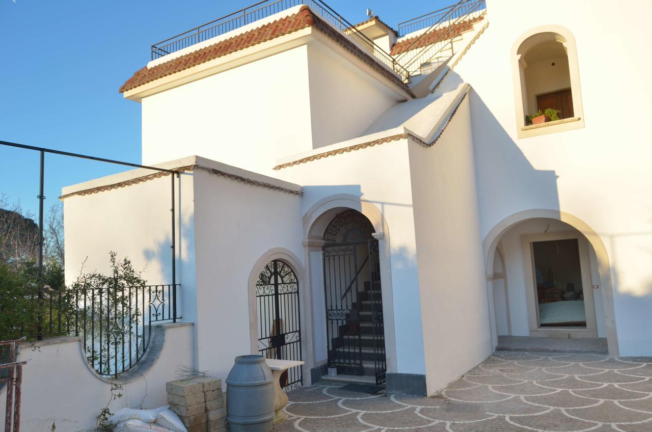 Il Giardino Del Sole Bed & Breakfast Roccarainola Exterior photo